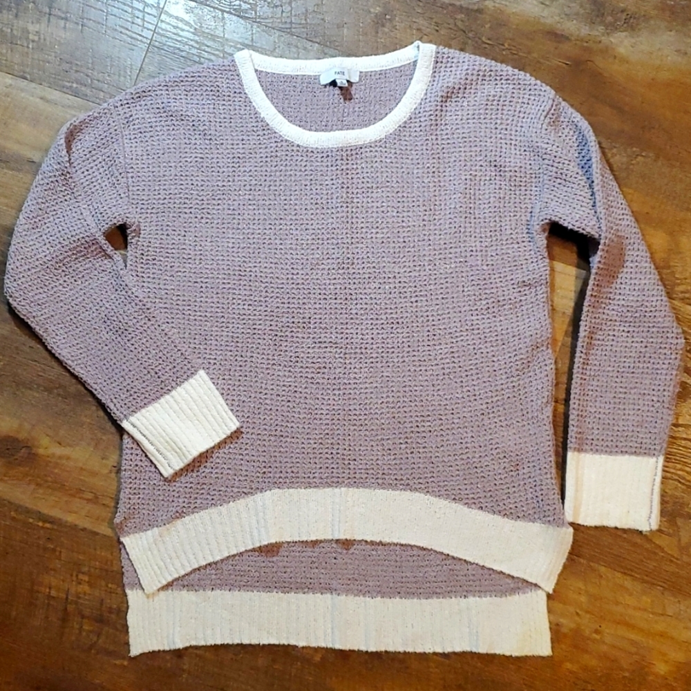BNWT Fate Blush Purple And Cream Sweater Size S.